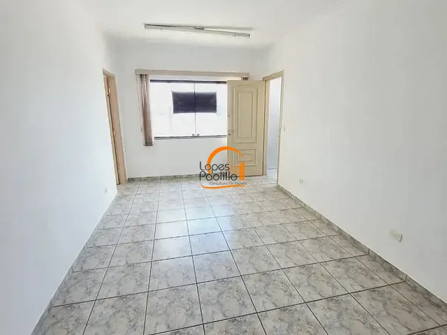 Sala com 60m², para alugar, no bairro Centro em Atibaia