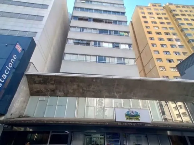 Sala para alugar, no bairro Centro em Curitiba