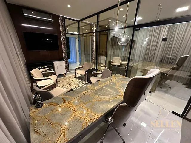 Sala para alugar, no bairro Nações em Balneário Camboriú