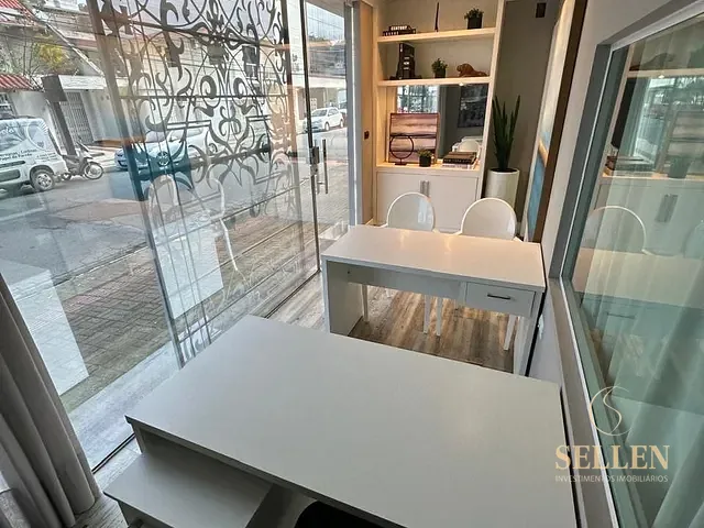 Sala para alugar, no bairro Nações em Balneário Camboriú