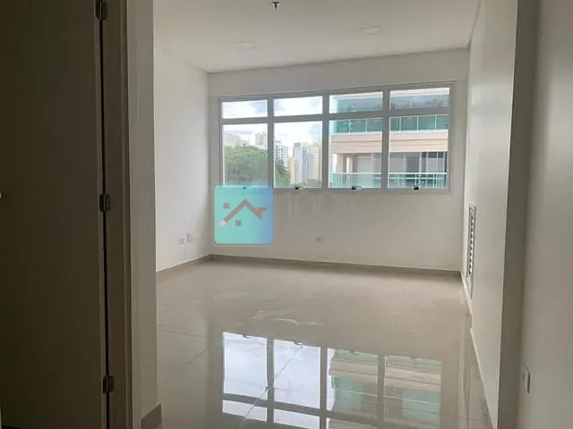 Sala à venda, no bairro Parque Residencial Aquarius em São José dos Campos