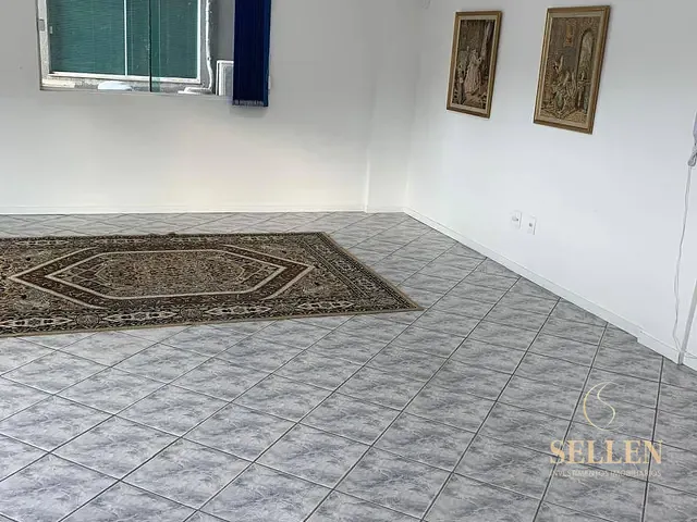 Sala à venda, no bairro Centro em Balneário Camboriú
