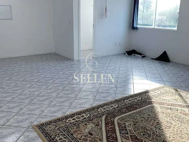 Sala à venda, no bairro Centro em Balneário Camboriú