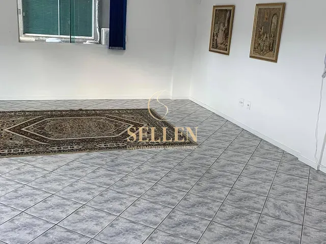 Sala à venda, no bairro Centro em Balneário Camboriú