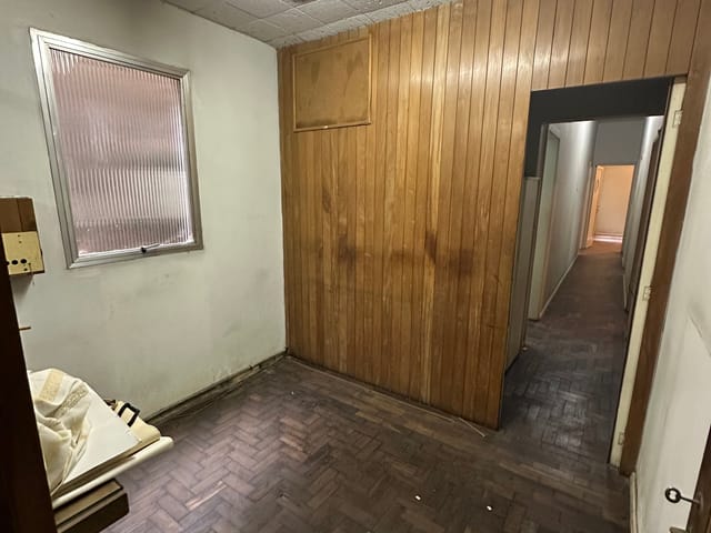 Sala com 163m², à venda, no bairro Centro em Pelotas