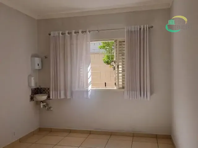Sala com 12m², para alugar, no bairro Bonfim em Campinas
