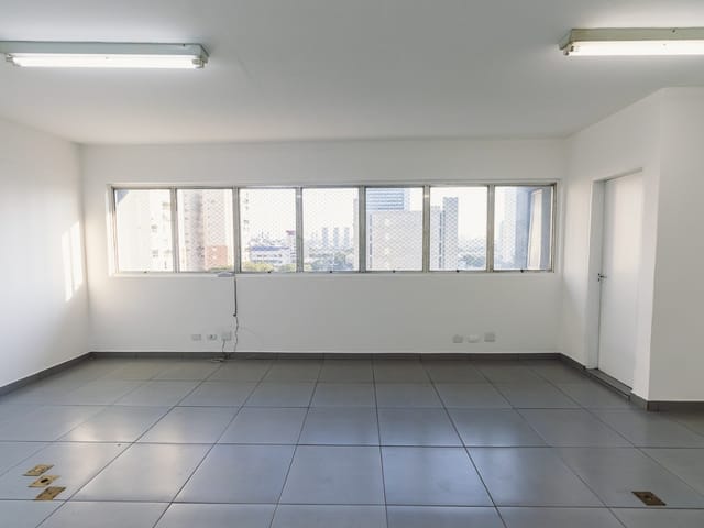 Sala com 50m², para alugar, no bairro Vila Leopoldina em São Paulo