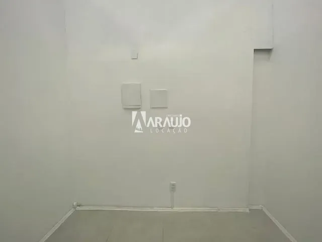 Sala para alugar, no bairro Centro em Itajaí