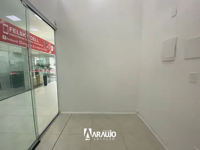 Sala para alugar, no bairro Centro em Itajaí