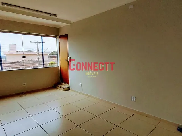 Sala com 45m², para alugar, no bairro Jardim Sumare em Ribeirão Preto