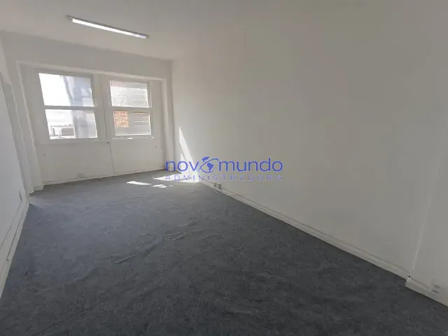 Sala com 88m², para alugar, no bairro Centro em Rio de Janeiro