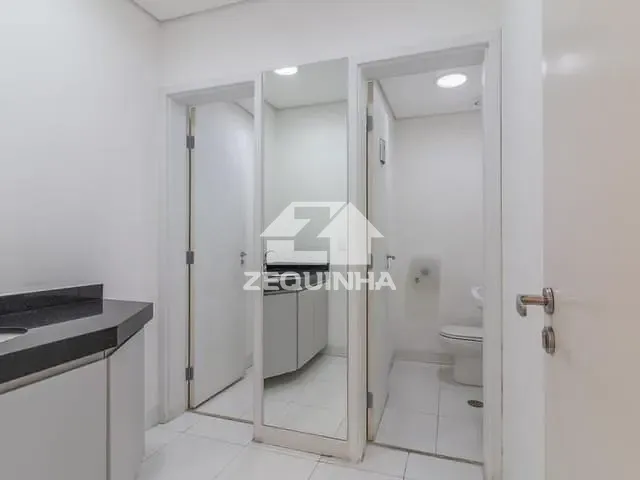 Sala com 296m², para alugar, no bairro Butanta em Sao Paulo