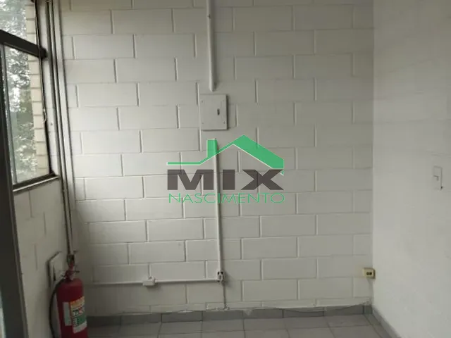 Sala para alugar, no bairro Paulicéia em São Bernardo do Campo