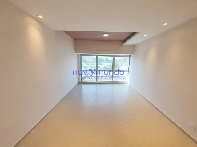Sala com 36m², para alugar, no bairro Barra da Tijuca em Rio de Janeiro