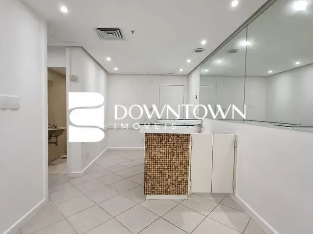 Sala com 70m², à venda ou para alugar, no bairro Barra da Tijuca em Rio de Janeiro