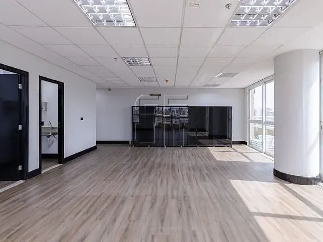 Sala com 211m², à venda, no bairro Jardim Higienópolis em Londrina