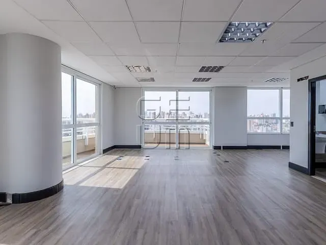 Sala com 211m², à venda, no bairro Jardim Higienópolis em Londrina