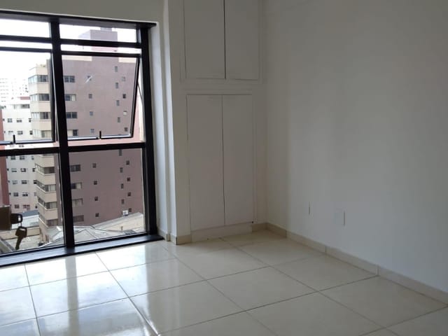 Sala para alugar, no bairro Centro Cívico em Curitiba