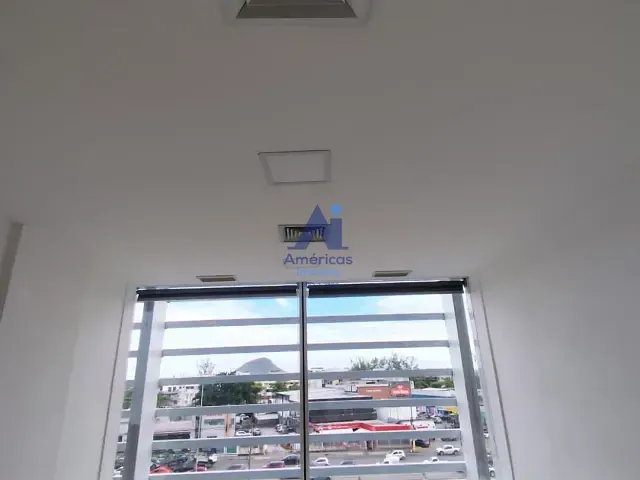 Sala para alugar, no bairro Recreio dos Bandeirantes em Rio de Janeiro