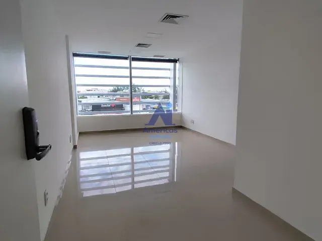 Sala para alugar, no bairro Recreio dos Bandeirantes em Rio de Janeiro