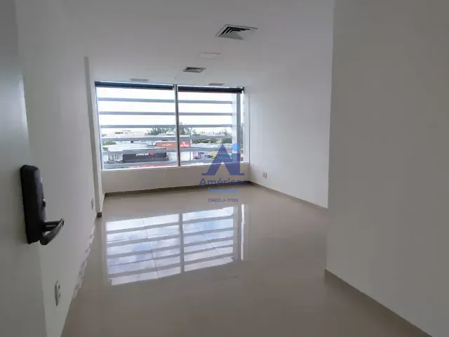 Sala para alugar, no bairro Recreio dos Bandeirantes em Rio de Janeiro