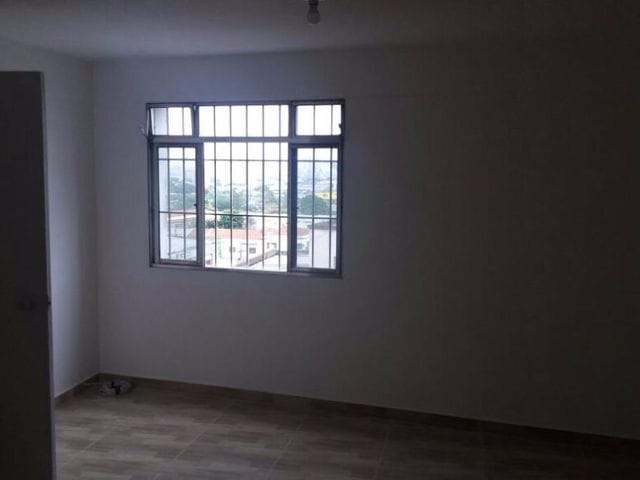 Sala com 70m², para alugar, no bairro Penha de França em São Paulo