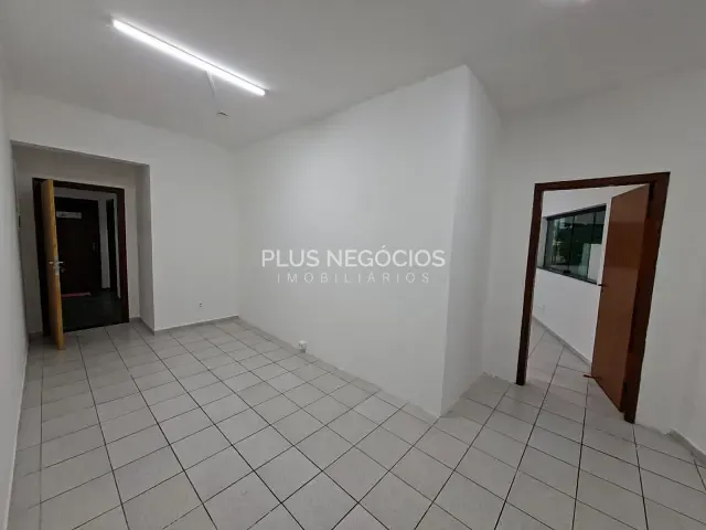 Conjunto comercial com 48m², para alugar, no bairro Vila Independência em Sorocaba