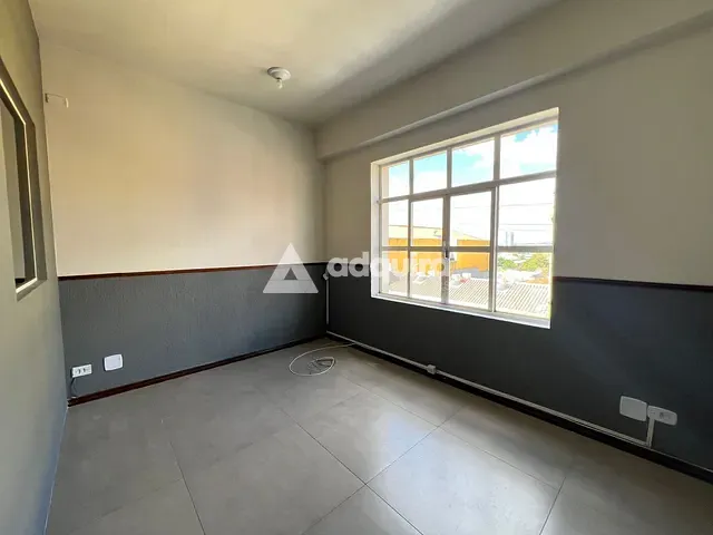 Sala para alugar, no bairro Centro em Ponta Grossa