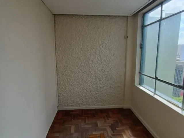 Sala para alugar, no bairro Centro em Curitiba