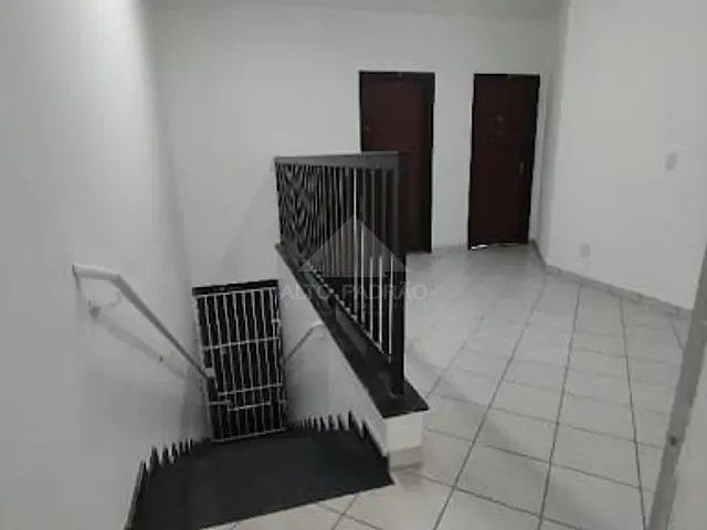 Sala com 35m², para alugar, no bairro Vila Bocaina em Mauá