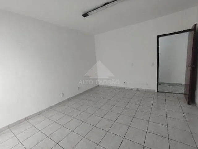 Sala com 35m², para alugar, no bairro Vila Bocaina em Mauá