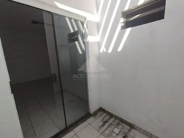 Sala com 35m², para alugar, no bairro Vila Bocaina em Mauá