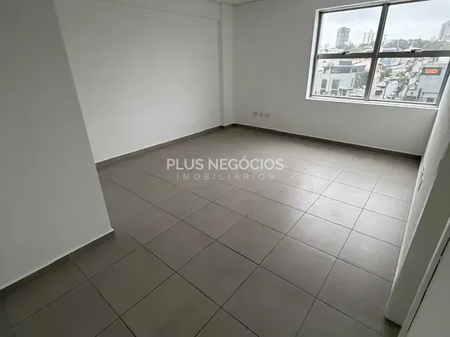 Sala à venda, no bairro Jardim Faculdade em Sorocaba