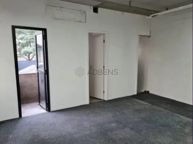 Sala à venda, no bairro Itaim Bibi em São Paulo