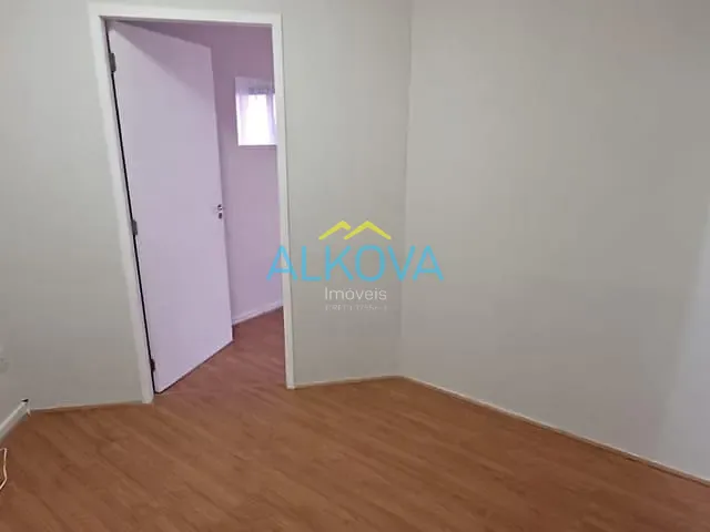 Sala com 22m², para alugar, no bairro Jardim Satélite em São José dos Campos