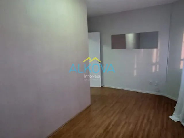 Sala com 22m², para alugar, no bairro Jardim Satélite em São José dos Campos