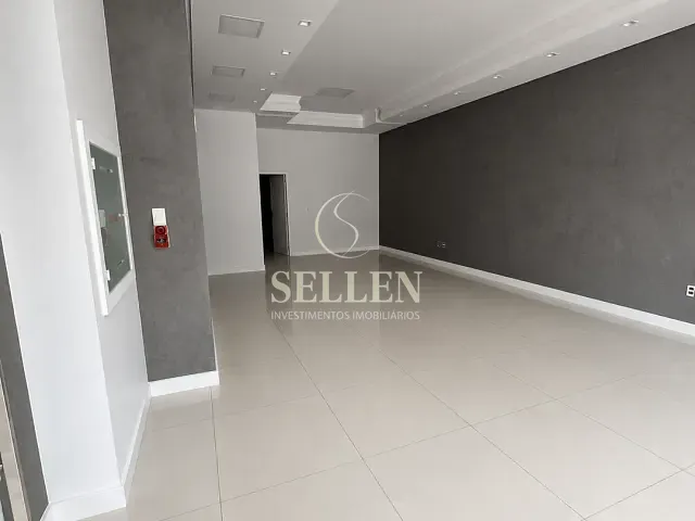 Sala para alugar, no bairro Centro em Balneário Camboriú