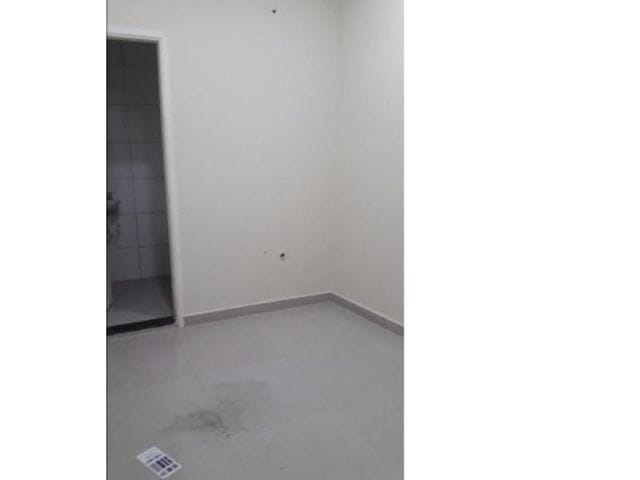 Sala com 28m², para alugar, no bairro Cambuci em São Paulo