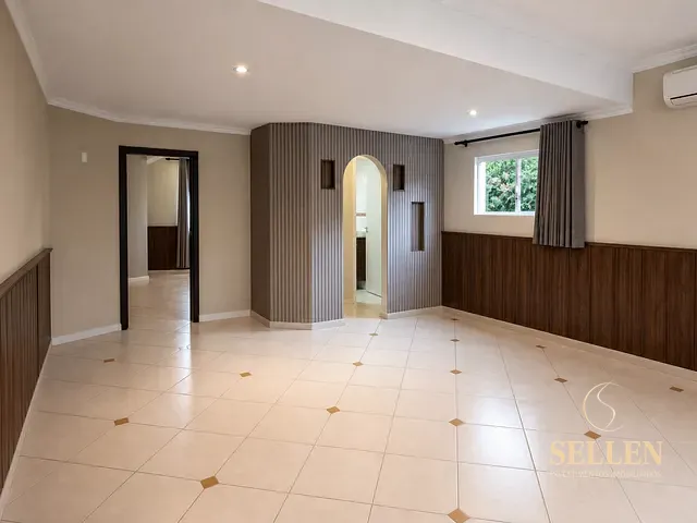 Sala para alugar, no bairro Centro em Balneário Camboriú