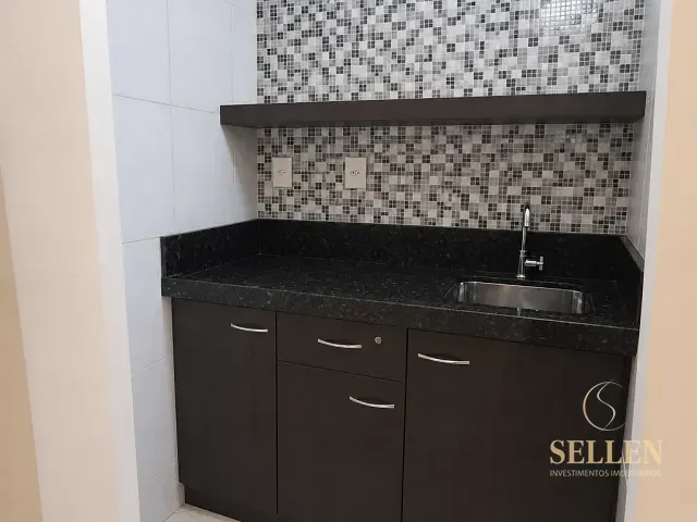Sala para alugar, no bairro Centro em Balneário Camboriú
