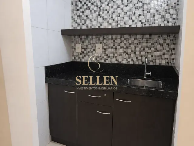 Sala para alugar, no bairro Centro em Balneário Camboriú