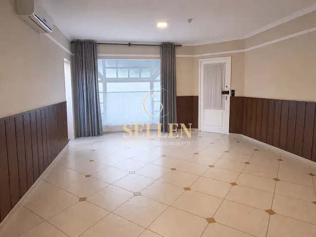 Sala para alugar, no bairro Centro em Balneário Camboriú