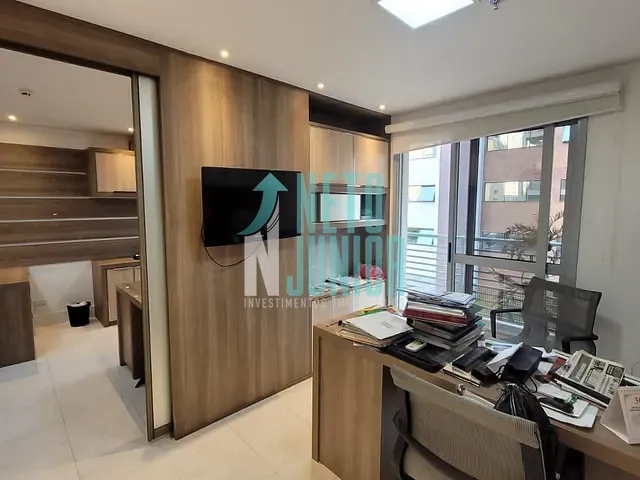 Sala com 44m², para alugar, no bairro Moema em São Paulo