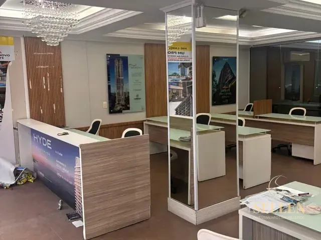 Sala para alugar, no bairro Centro em Balneário Camboriú