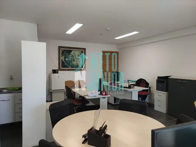 Sala com 42m², para alugar, no bairro Moema em São Paulo