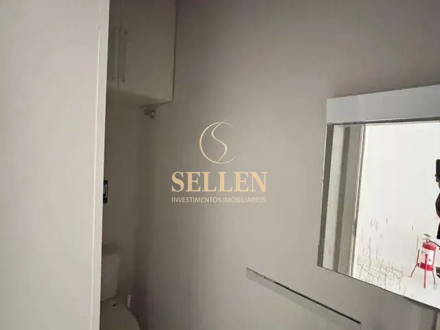 Sala com 51m², para alugar, no bairro Centro em Balneário Camboriú