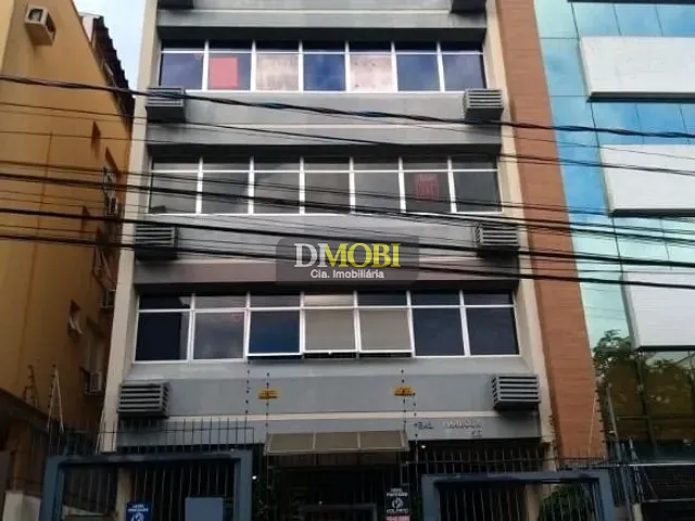 Sala com 72m², à venda, no bairro Auxiliadora em Porto Alegre