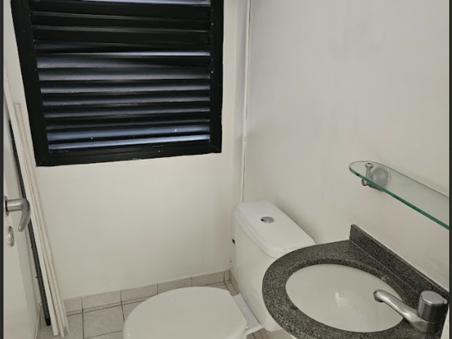 Sala com 34m², à venda ou para alugar, no bairro Liberdade em São Paulo