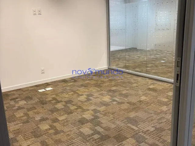 Sala com 309m², para alugar, no bairro Centro em Rio de Janeiro