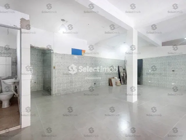 Sala com 100m², para alugar, no bairro Jardim Hélida em Mauá